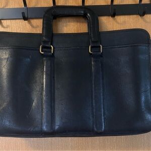 Vintage Coach thick glove leather structured 3 compartment Unisex style